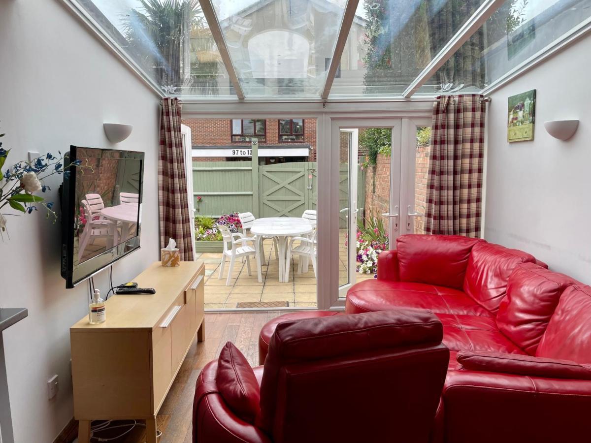 Somers House - Pet Friendly & Parking Portsmouth Exteriér fotografie
