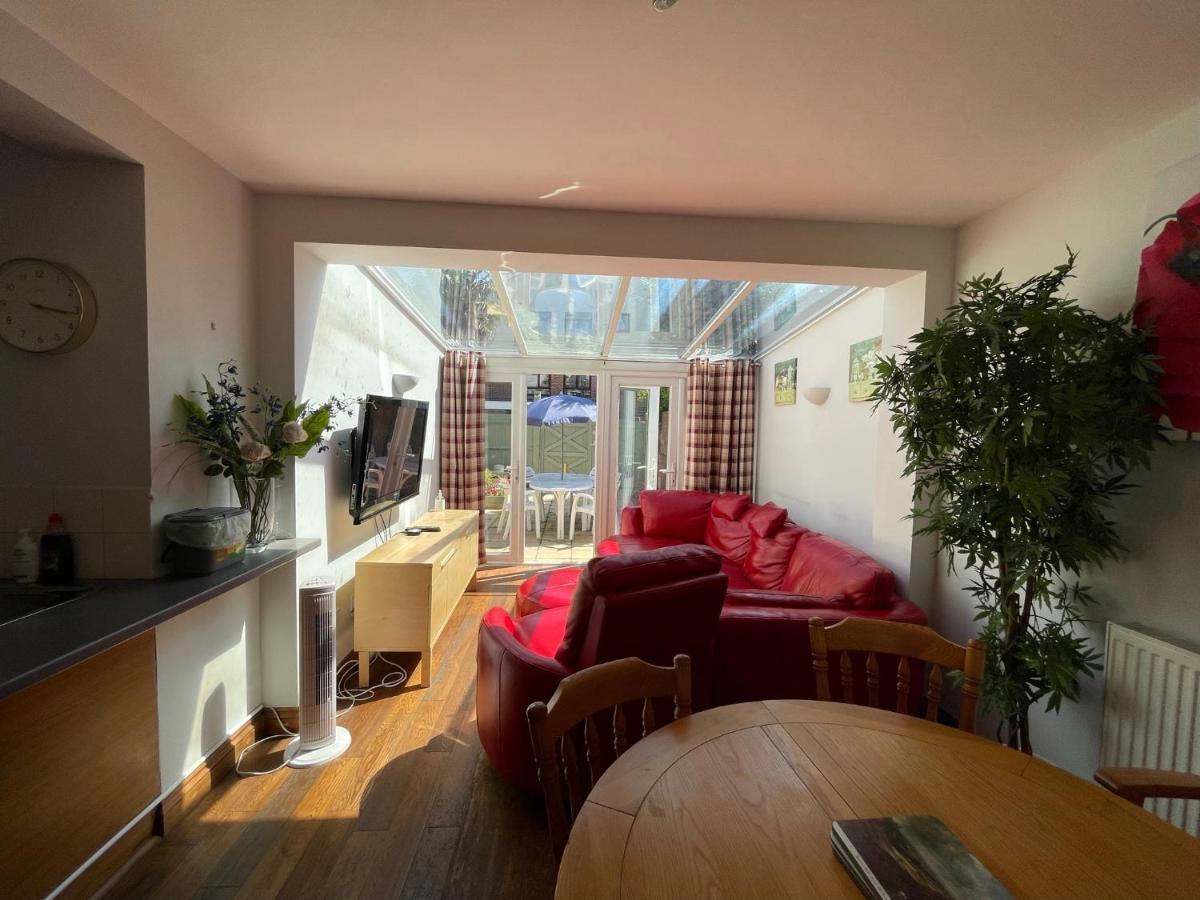 Somers House - Pet Friendly & Parking Portsmouth Exteriér fotografie